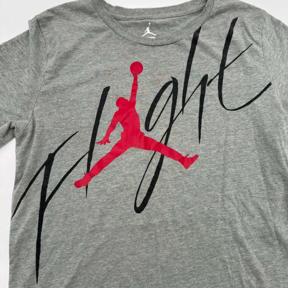 Jordan Flight T-Shirt Kids XL Gray Red Jumpman Logo Short Sleeve Tee